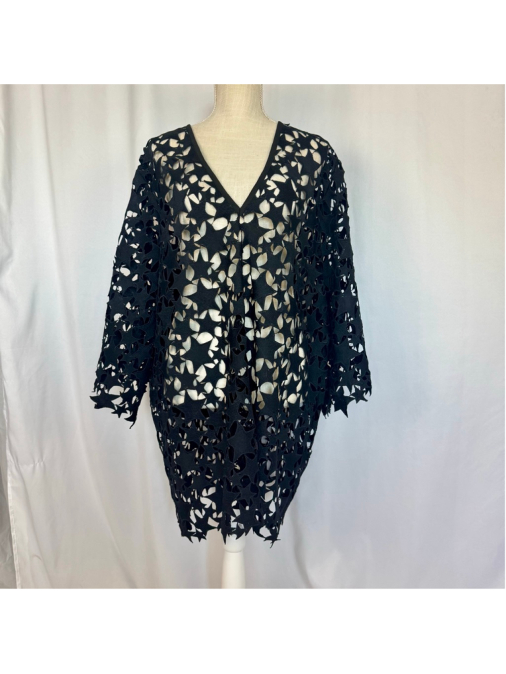 Maeve Star Cutwork Mini Kaftan
Black One Size Women's Coverup Blouse - Picture 3 of 12